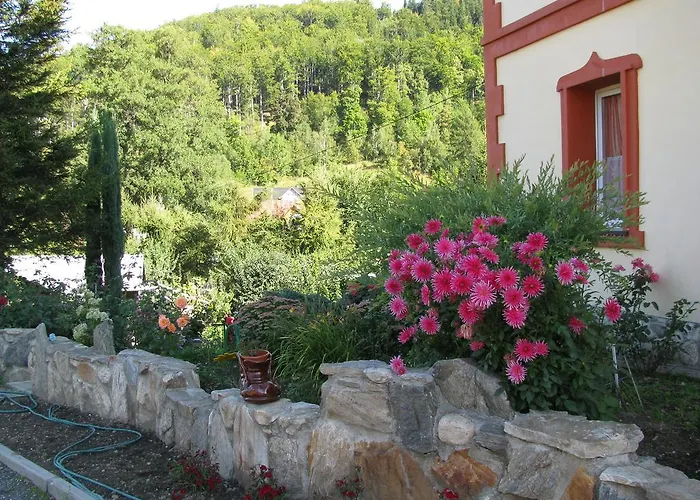 Ranczo U Jana Gospodarstwo agroturystyczne *